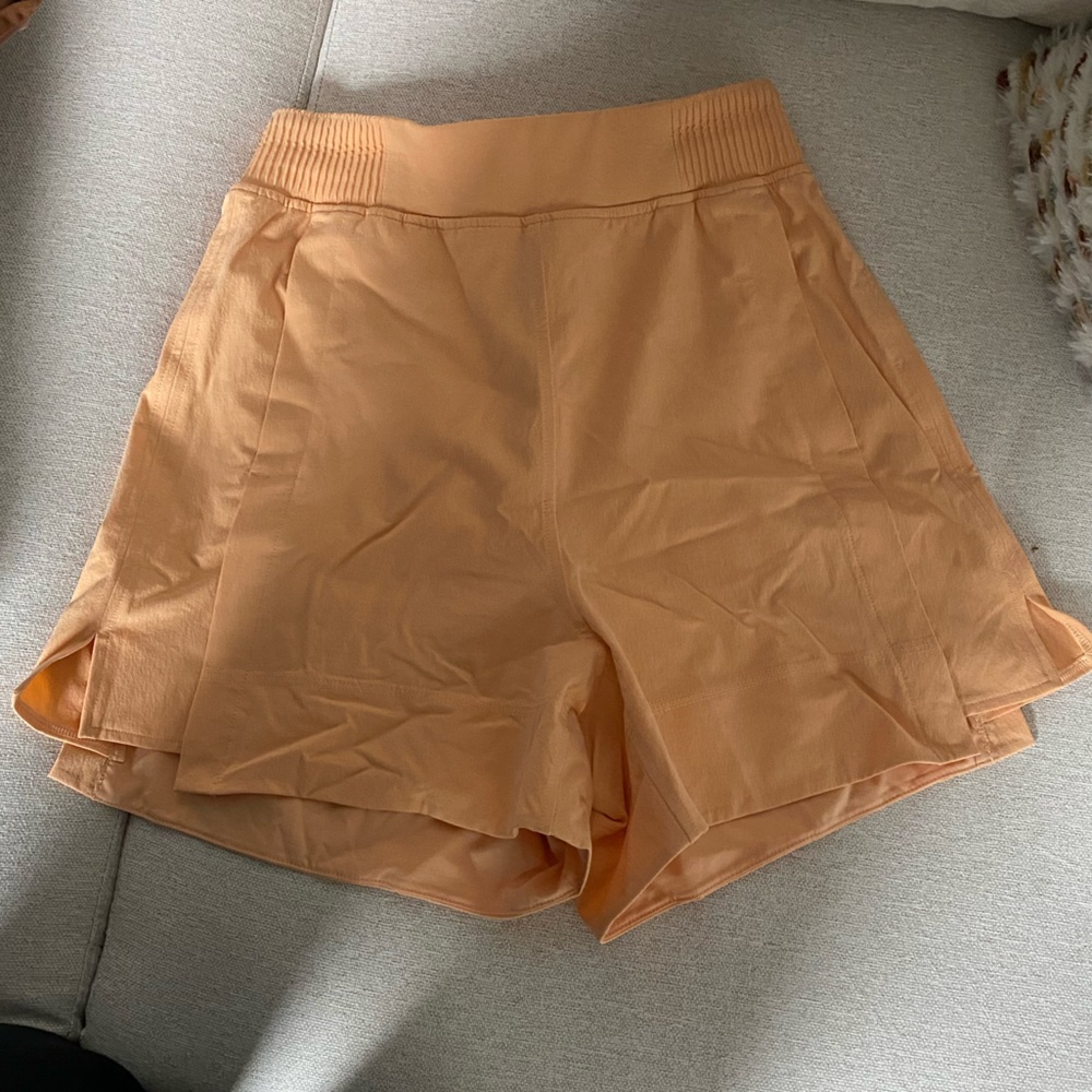 Lululemon soft woven shorts